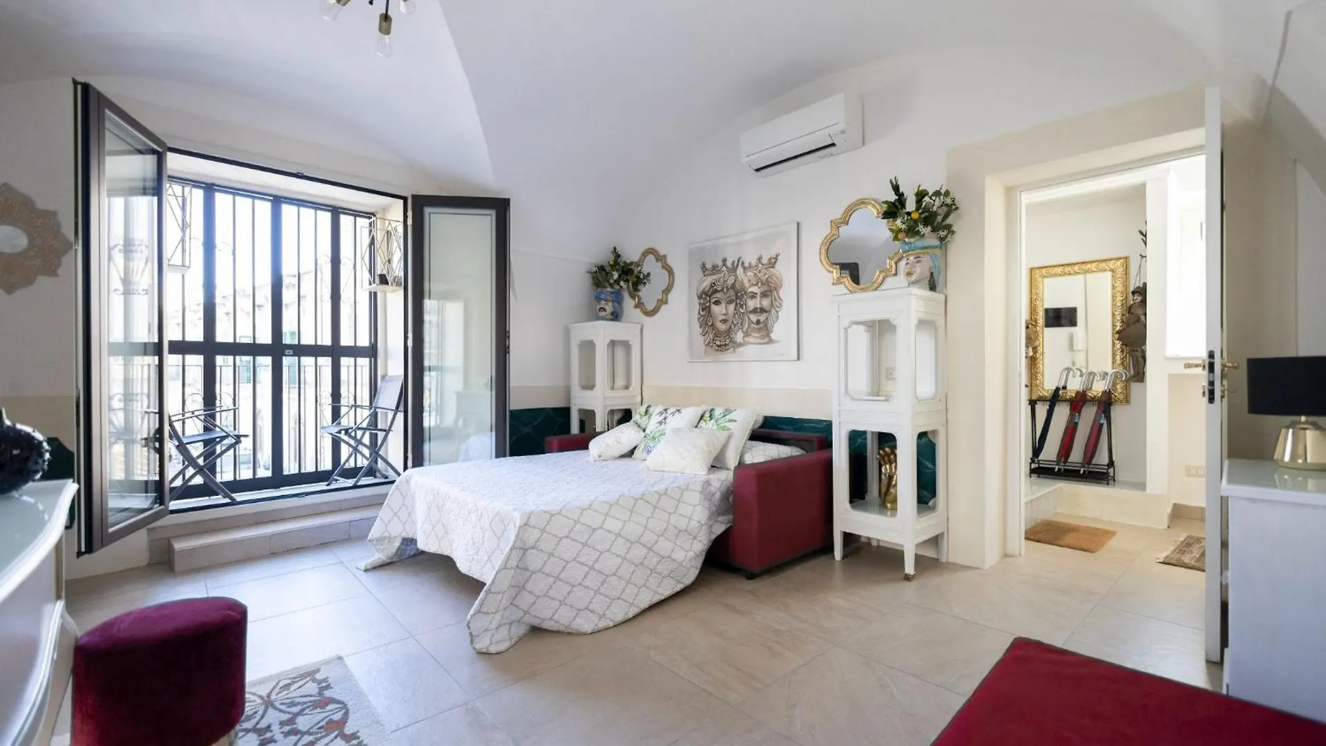 Bed and Breakfast I PERSIANI Catania 0*,  Italia